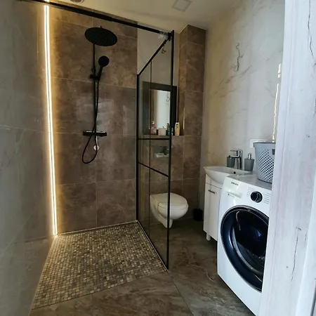 Apartament *